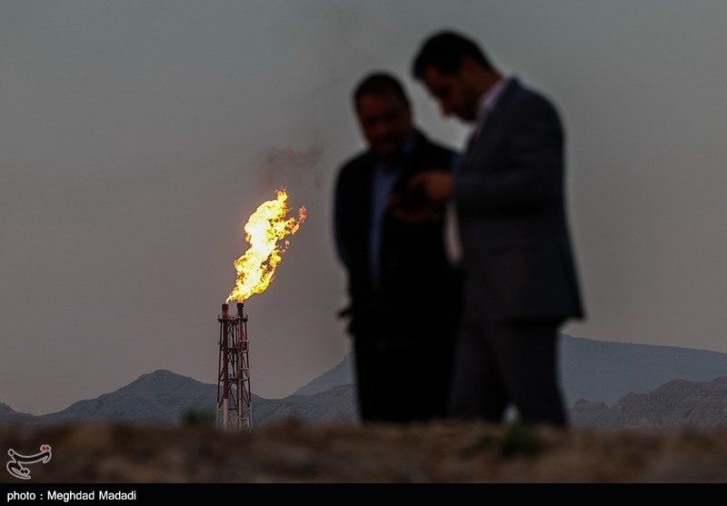 Why Iran Faces Economic Crisis Despite Higher Oil Exports