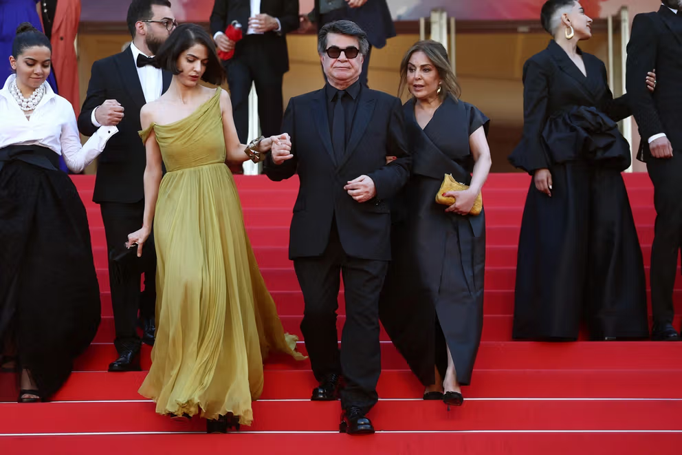 جعفر پناهی: اگر زنان را در فیلم‌ها باحجاب نشان دهیم دروغ گفته‌ایم