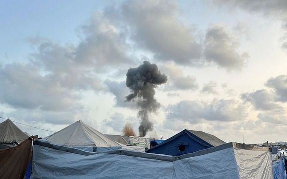 نتانیاهو: کنترل کامل غزه را به دست میگیریم اما برای حفظ حمایت آمریکا مانع قحطی میشویم