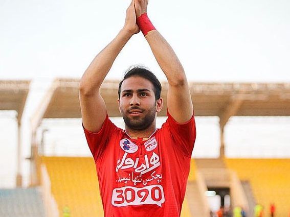 اعتصاب غذای امیر نصر آزادانی پس از انتقال به سلول انفرادی