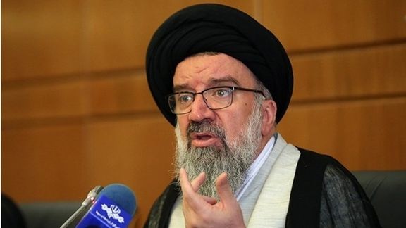 احمد خاتمی، امام جمعه تهران: نباید به افرادی که پول گرفتند تا شعار بنویسند، رحم کرد