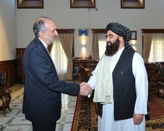 سفیر ایران در دیدار با سرپرست وزارت خارجه طالبان: آماده سرمایهگذاری در افغانستان هستیم