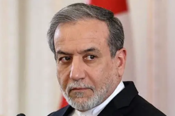 عراقچی: اگر آمریکا با زبان زور سخن بگوید، ما نیز همانگونه پاسخ خواهیم داد