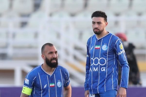 چهارمین هفته هراس جمهوری اسلامی از استادیومها؛ استقلال در اکباتان به پیکان باخت