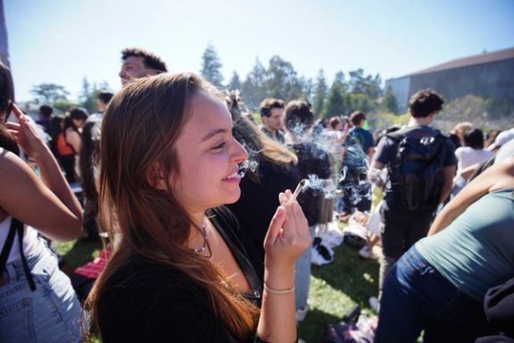 وال استریت ژورنال: دستکم تا ۴ ساعت پس از کشیدن ماریجوآنا رانندگی نکنید