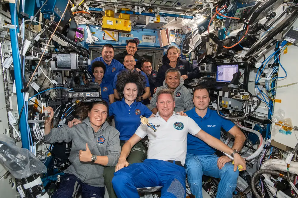 گزارش تصویری از عجایب زندگی در ایستگاه فضایی بین‌المللی