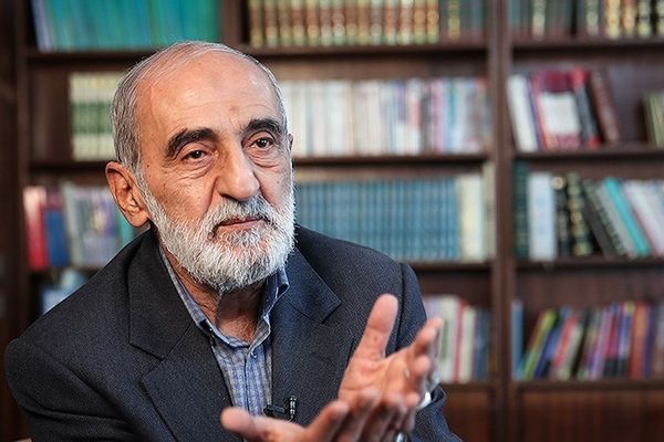 ممثل خامنئي يهدد بفرض قيود على أميركا وفرنسا وبريطانيا وألمانيا في مضيق هرمز