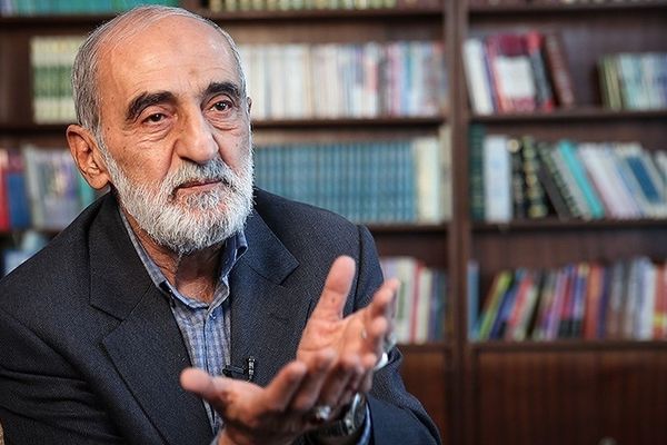 نماینده خامنهای: باید برای آمریکا، فرانسه، بریتانیا و آلمان در تنگه هرمز محدودیت بگذاریم