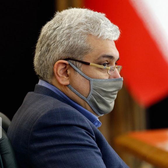 باشگاه خبرنگاران جوان: سورنا ستاری، معاون روحانی، به دلیل ابتلا به کرونا وارد قرنطینه شد