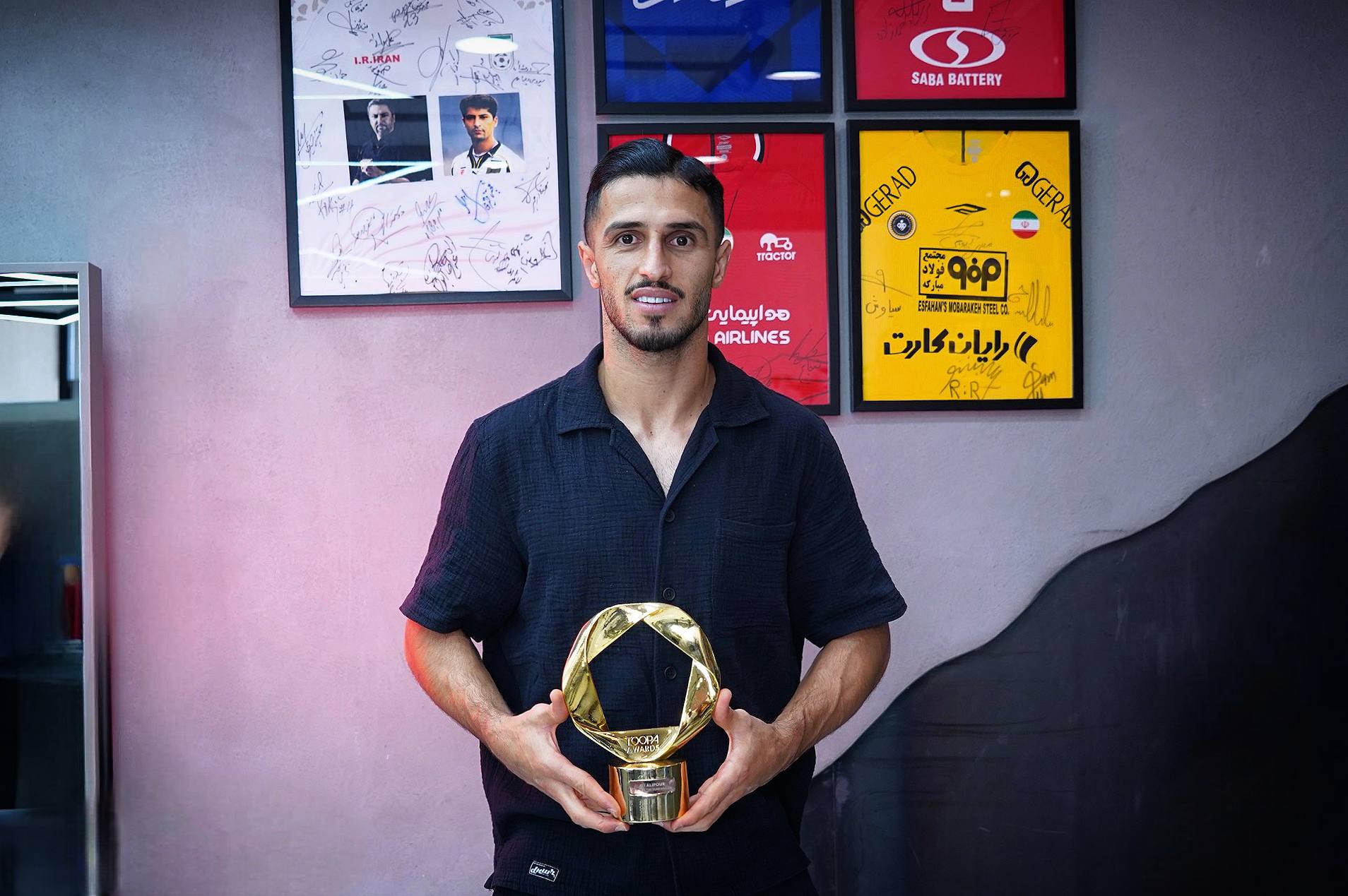 علی علیپور: اگر پرسپولیس فصل قبل هم قهرمان می‌شد، دیگر لیگ جذابیتی نداشت