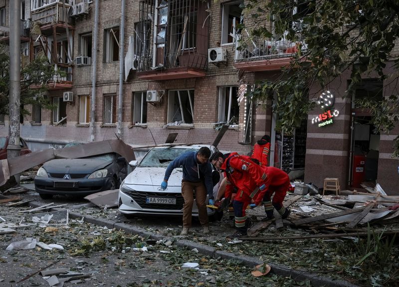 حمله به کی‌يف با ۶۰۰ پهپاد و ۳۱ موشک؛ شمار قربانیان به ۲۱ نفر رسید