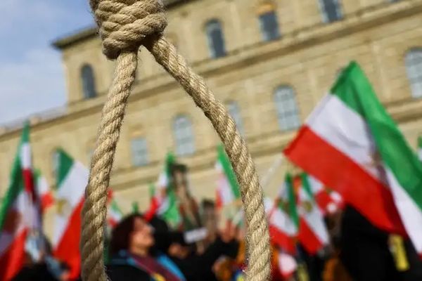 Iran hangs 11 in one day, moves political prisoner to solitary cell for execution