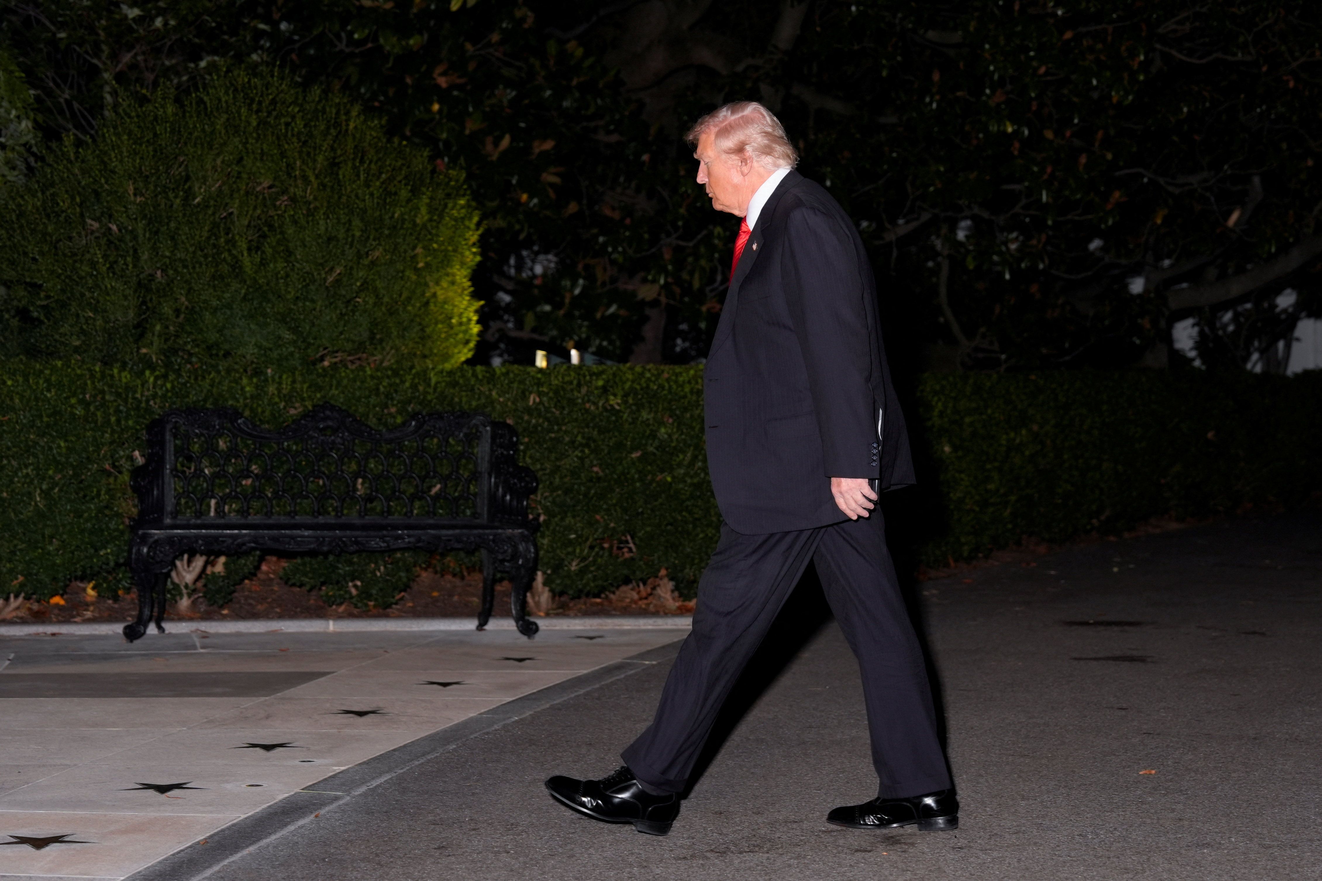 ترامپ: حکومت ایران خواهان توافق است، هرچند نمی‌گوید