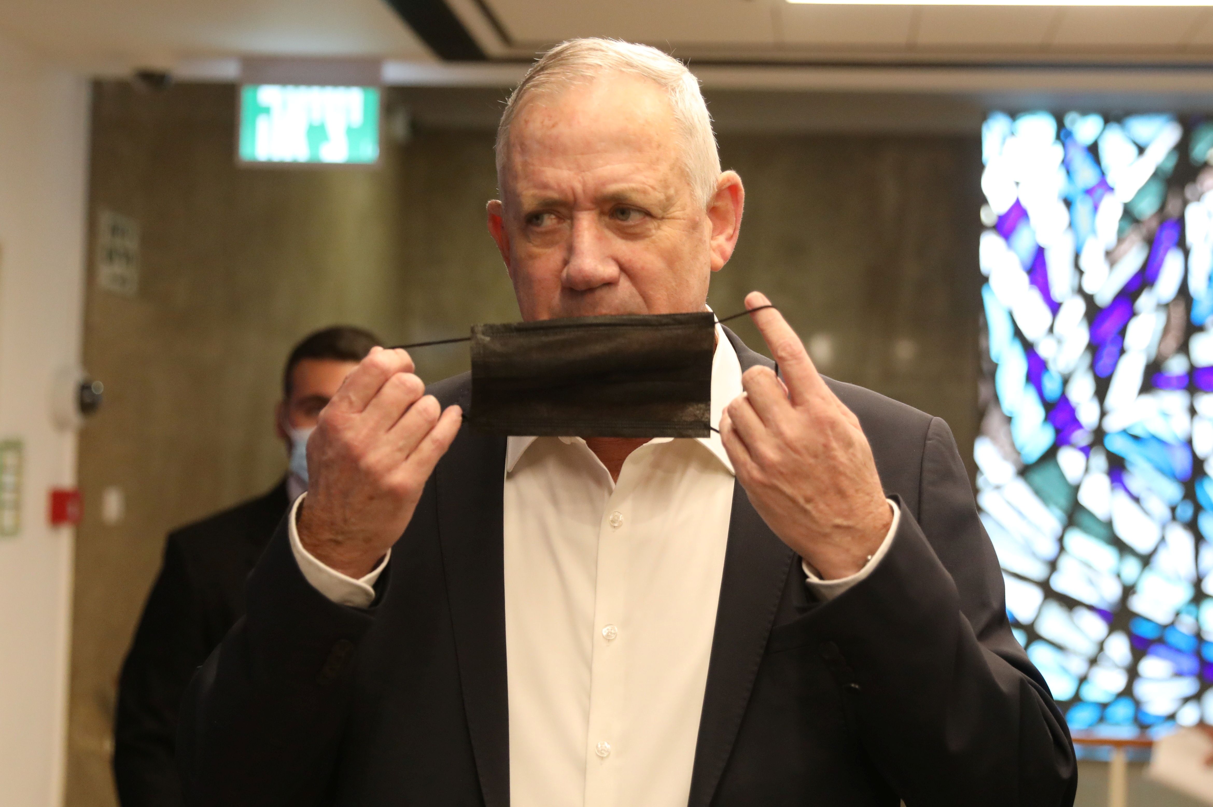 وزیر دفاع اسرائیل:از یک توافق اتمی قوی‌تر و تضمین‌کننده نظارت دقیق بر ایران حمایت می‌کنیم