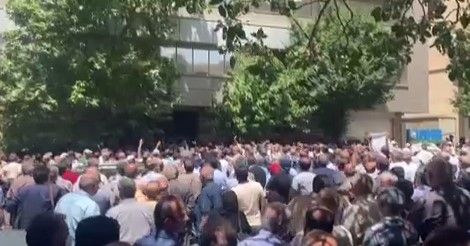 تهران، اهواز، ایلام، شیراز و ...؛ شهرهای مختلف ایران عرصه تجمعات با شعارهای ضدحکومتی