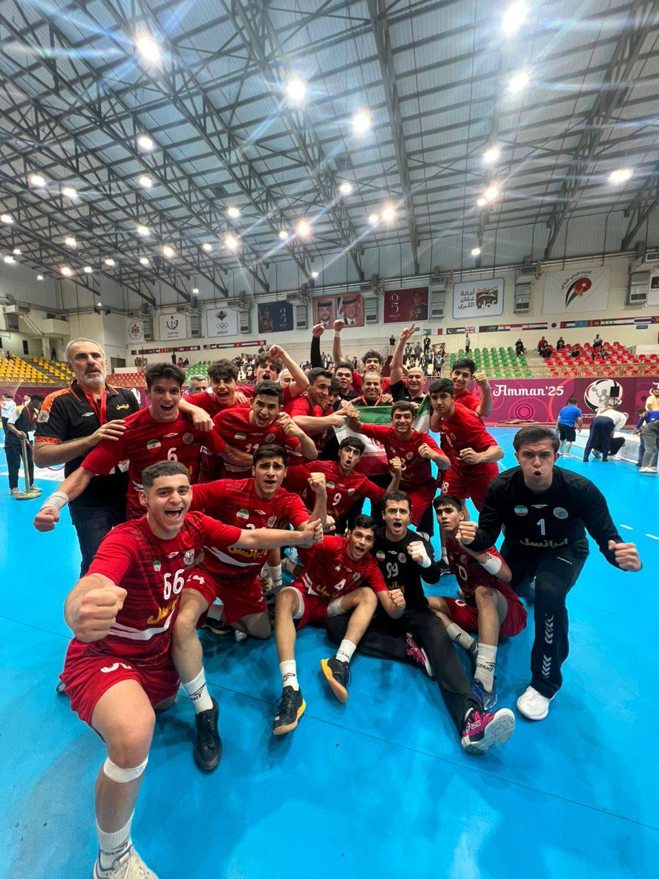 ایران ۲۸-۲۵ کره جنوبی؛ تیم ملی هندبال زیر ۱۷ سال ایران قهرمان آسیا شد