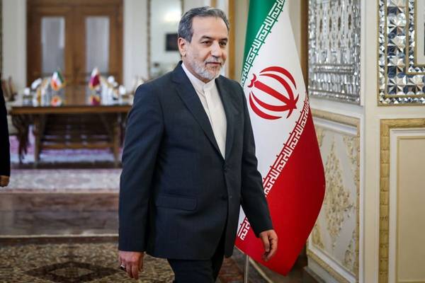 عراقچی استفاده جمهوری اسلامی از لبنان بهعنوان «مهره چانهزنی» را رد کرد