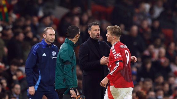 منچستریونایتد ۲-۰ پائوک؛ اولین برد شیاطین سرخ در لیگ اروپا با نیستلروی ثبت شد