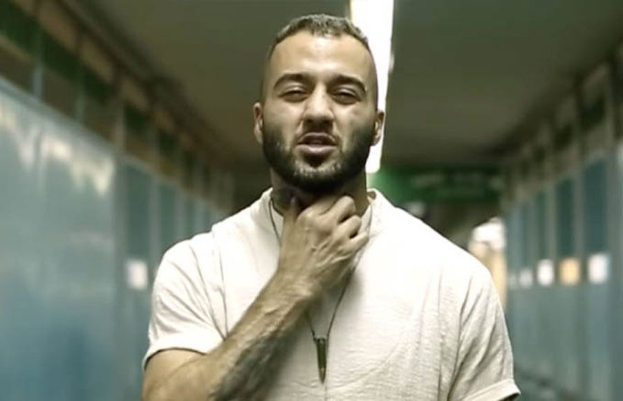 بعد أسابيع من الإفراج عنه.. إيران تحكم بالسجن من جديد على المغني توماج صالحي