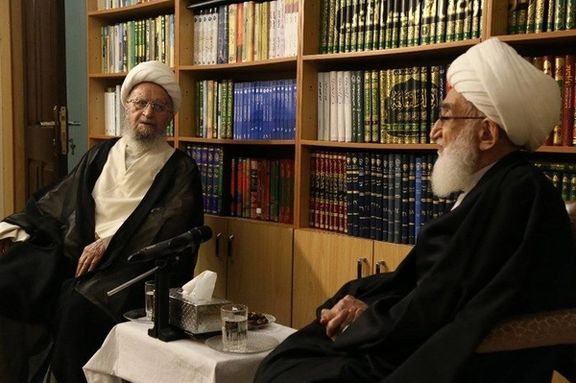 مکارم شیرازی و نوری همدانی تهدیدکنندگان خامنهای را «محارب» خواندند