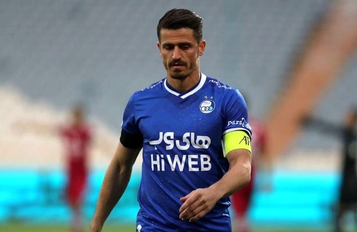 Iranian Footbal Star Shames Government For Handling Of Protests