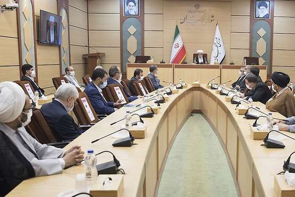 Iran's Conservatives Start Electioneering With Reformists Sidelined