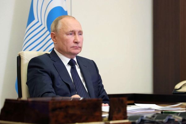 Raisi Tells Putin Iran Is 'Very Serious' About Nuclear Talks