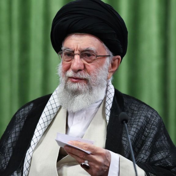 علی خامنهای: امام قاطعانه موضوع حجاب زنان را مطرح کرد