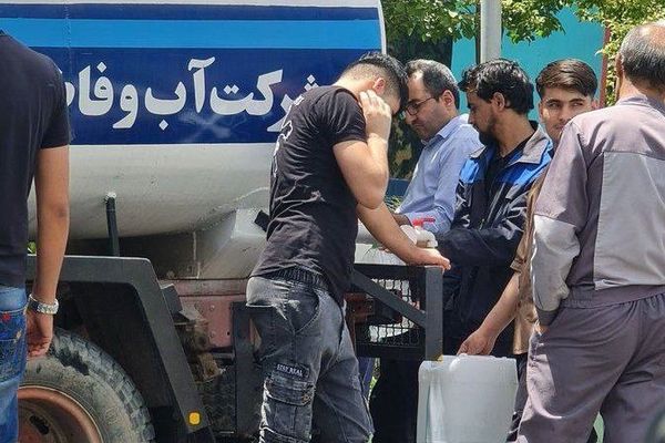 Drinking Water Out In Tehran, Karaj For Fourth Consecutive Day