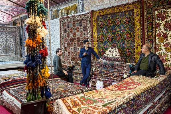Iran's Handwoven Carpet Exports Lowest In 24 Years