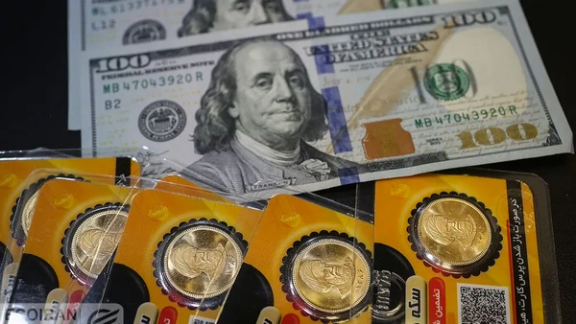 في ظل تصاعد احتمالات الهجوم الإسرائيلي.. الدولار يتجاوز 64 ألف تومان إيراني