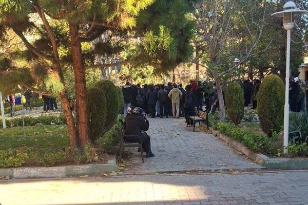 دانشگاهها با شعار علیه خامنهای و حمایت از پهلوی به اعتراضات پیوستند