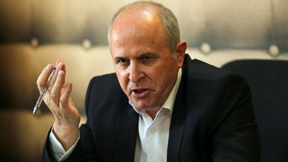 رییس اتحادیه نمایشگاهداران: اگر طرح واردات خودرو اجرایی شود، حباب قیمت شکسته میشود