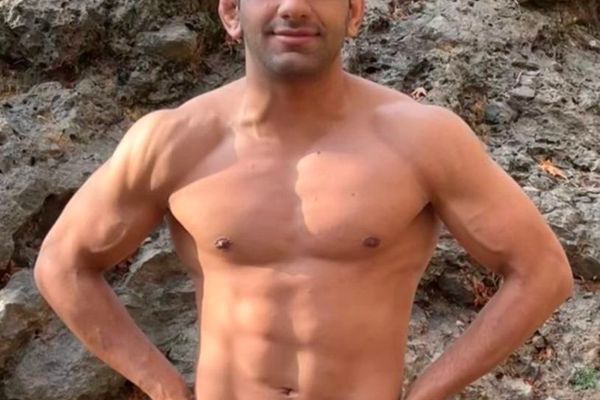 مقتل بطل مصارعة برصاص قوات الأمن في إيران