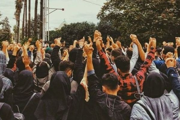 Iranian University Imposes Restrictions On Dissident Students
