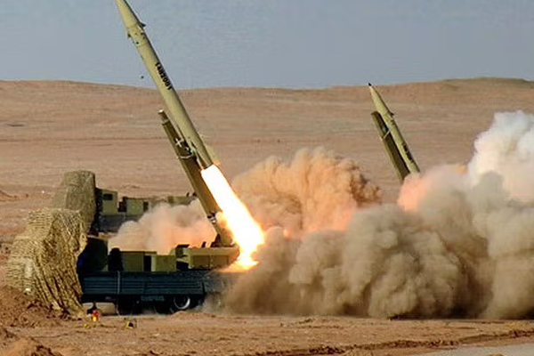 إعلام الحرس الثوري: إجراء تجارب صاروخية بعدة مناطق مختلفة في إيران