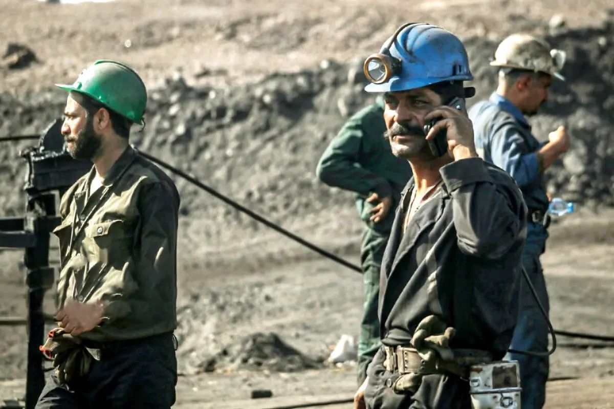 شماری از کارگران مصدوم شده معدن طبس هوشیاری خود را از دست داده‌اند