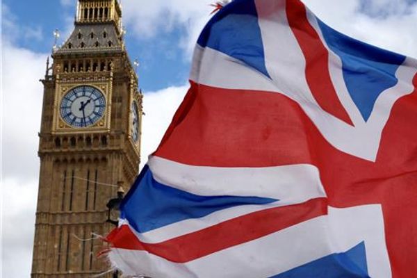 سفارة إيران في لندن: التقارير حول تهديدات طهران لبريطانيا "لا أساس لها وعدائية"