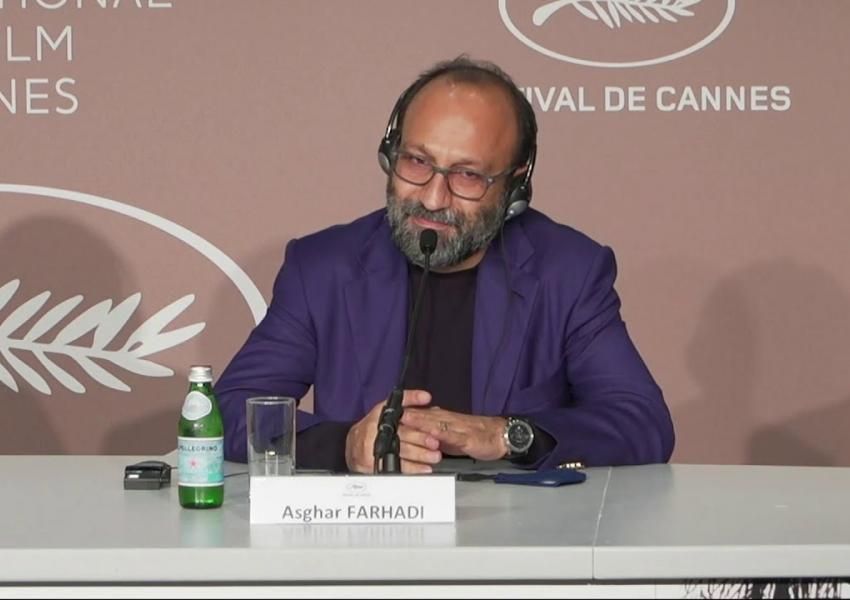 اصغر فرهادی در کن: مردم ایران طاقتشان تمام شده است