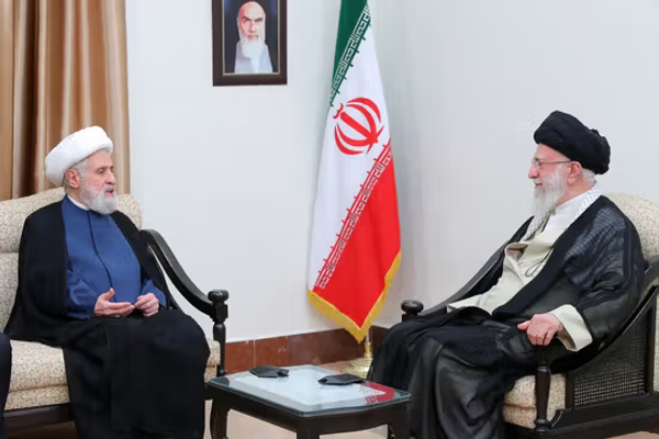 "والا نيوز": إيران تضخ مئات ملايين الدولارات لإعادة بناء وتعزيز قدرات حزب الله العسكرية