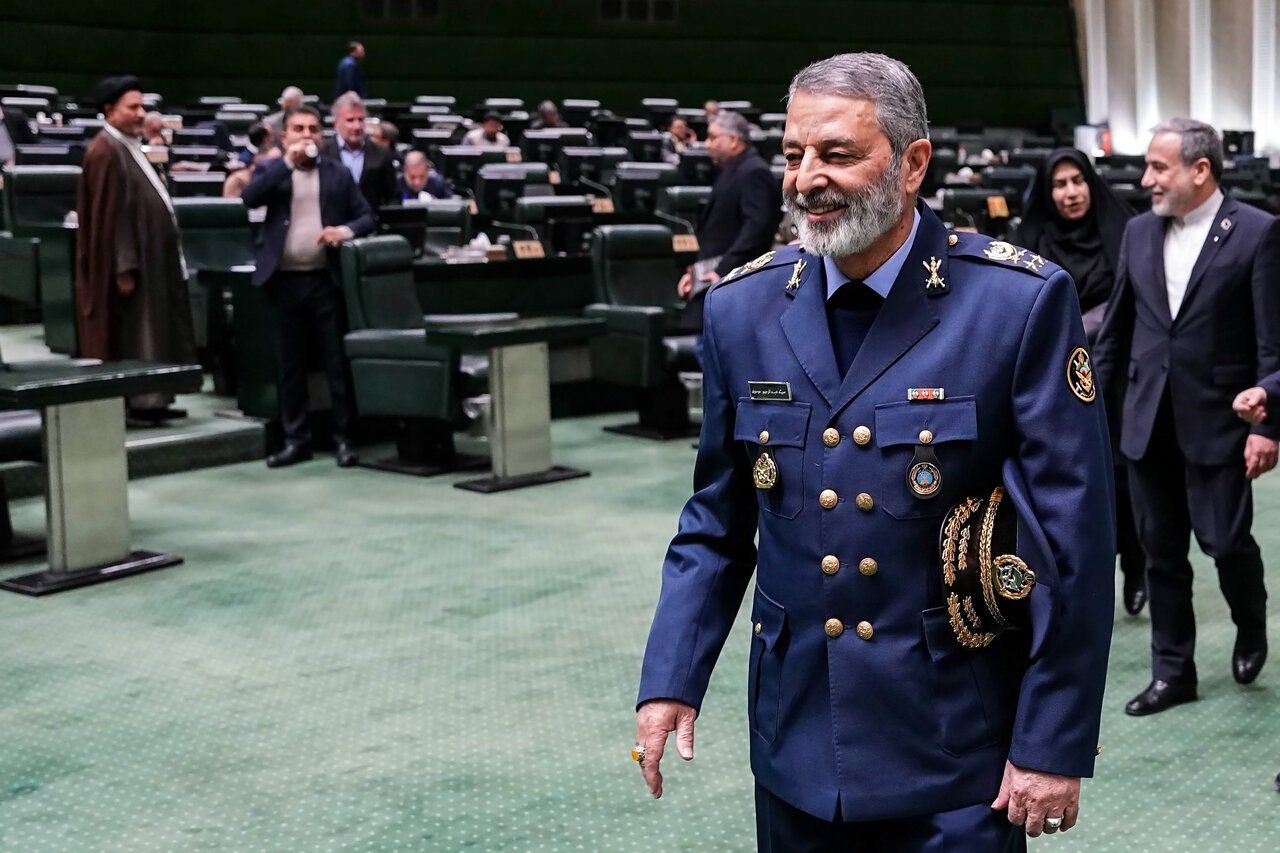 عبدالرحیم موسوی، رییس ستاد کل نیروهای مسلح جمهوری اسلامی، کشته شد