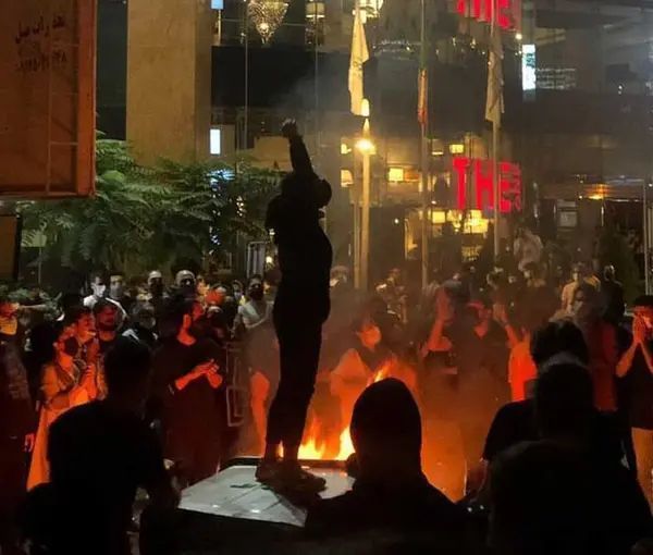 وزیر کشور خیزش مردم را «مزاحمت دشمن» خواند؛ کسب آمادگی برای سرکوب معترضان در ۴۰۰ نقطه کشور