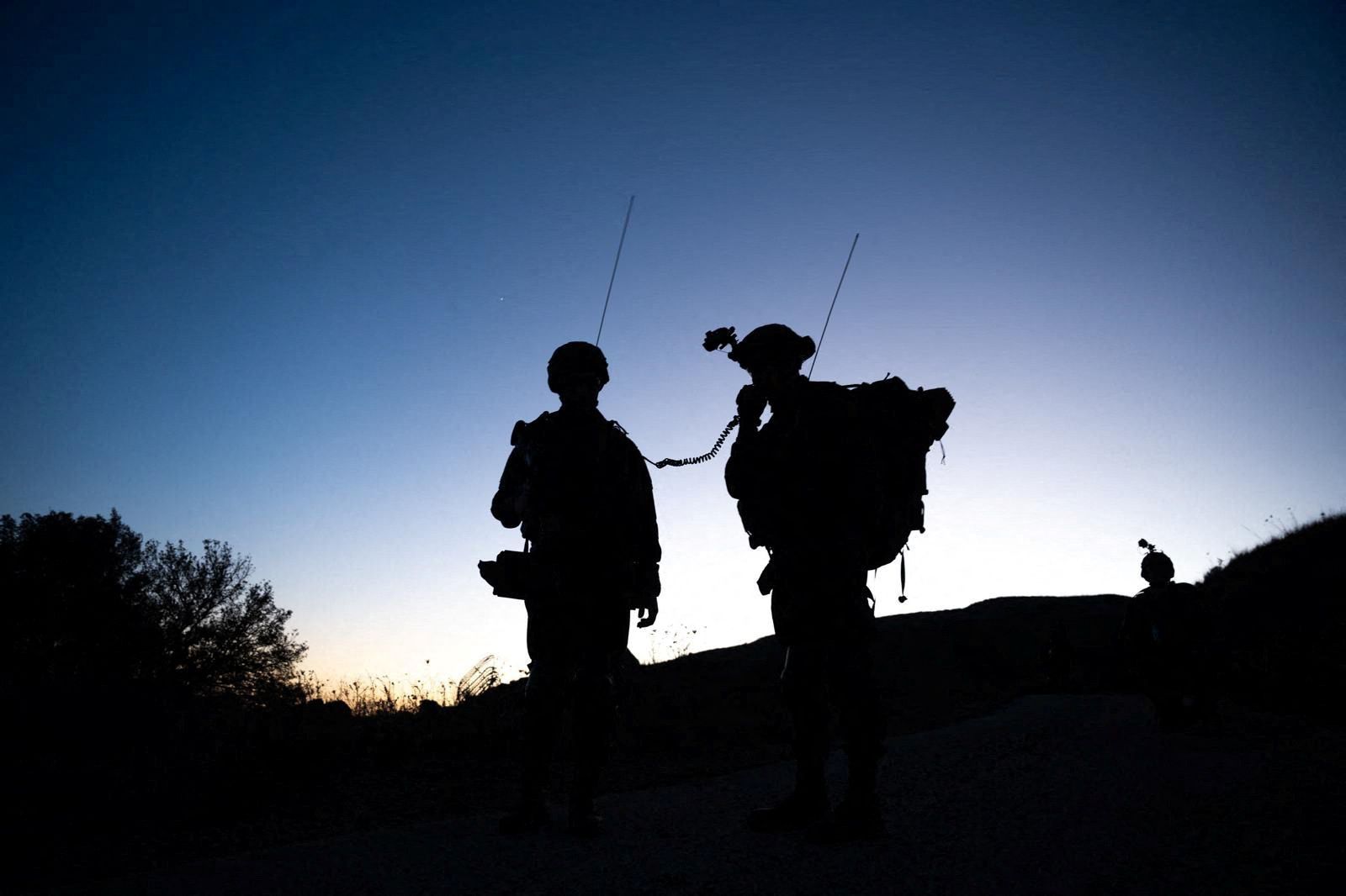 اسرائیل به کارگران دروزی سوریه اجازه می‌دهد از بلندی‌های جولان عبور کنند