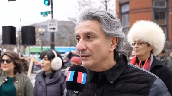 بابک امینی: آثار انقلابی هنرمندان، حمایتی بسیار مهم از خیزش مردم ایران است