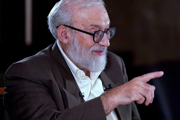 مسؤول إيراني: اغتيال ترامب يحظى بشرعية قانونية ودينية