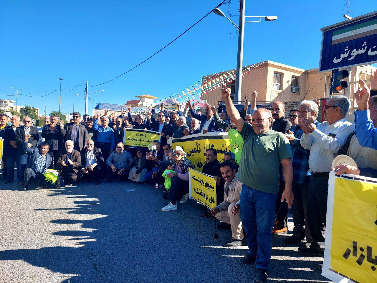 ادامه تجمعات اعتراضی کارگران و بازنشستگان؛ یک کارگر تره‌بار خانی‌آباد خودکشی کرد