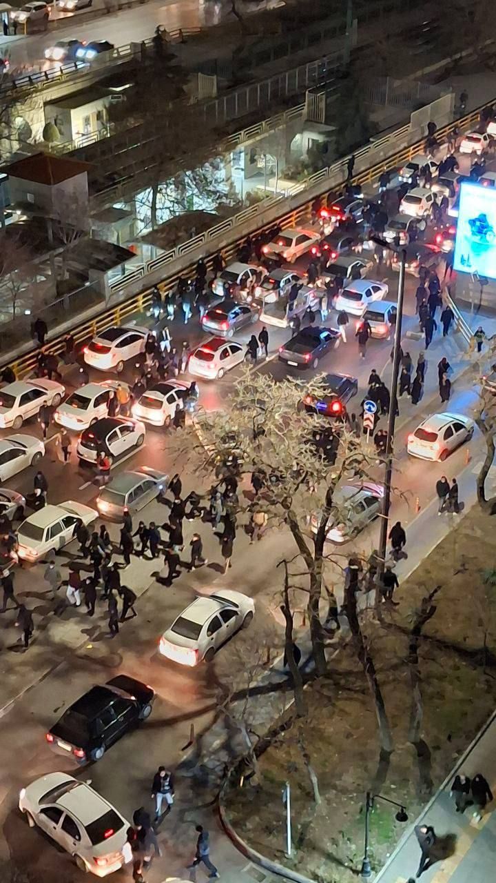 شهود عيان لـ"إيران إنترناشيونال": مقتل ما لا يقل عن 17 شخصاً في احتجاجات مدينة دورود