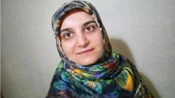 Mahdieh Esfandiari