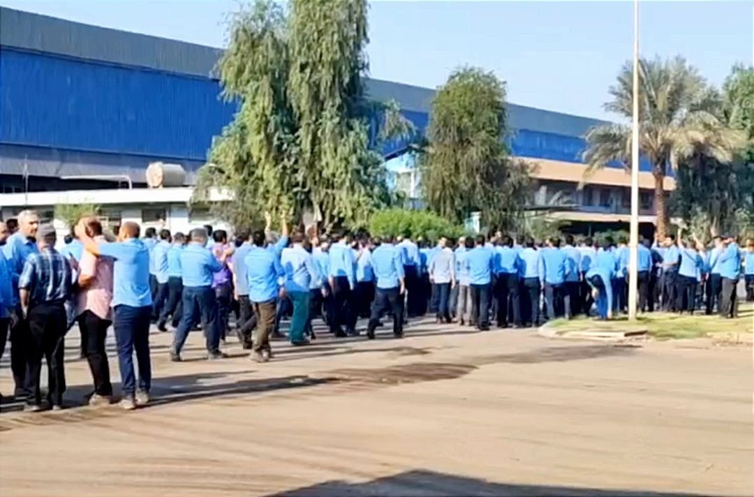 تجمع اعتراضی و اعتصاب کارگران گروه ملی صنعتی فولاد ایران در اهواز