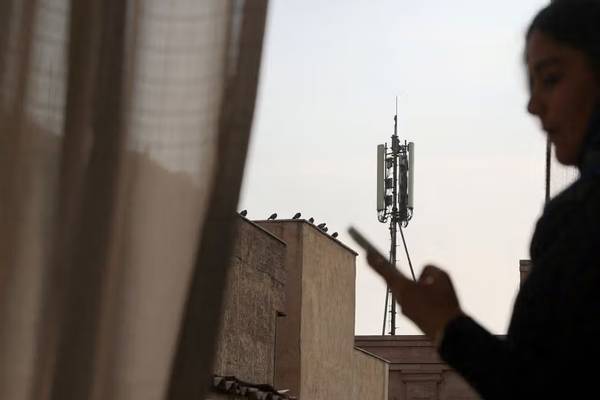 دو ماه تاریکی دیجیتال در ایران؛ از خسارتهای میلیاردی تا اینترنت پرو